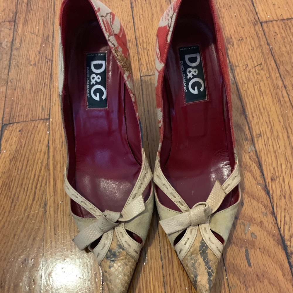 Pump - Picture 2 of 2